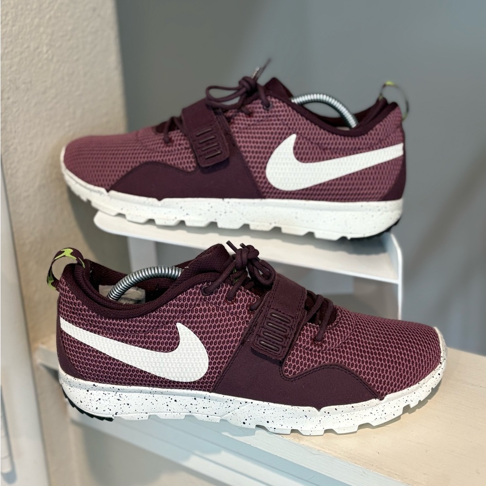 Nike Men's Burgundy Sneakers with White Swoosh